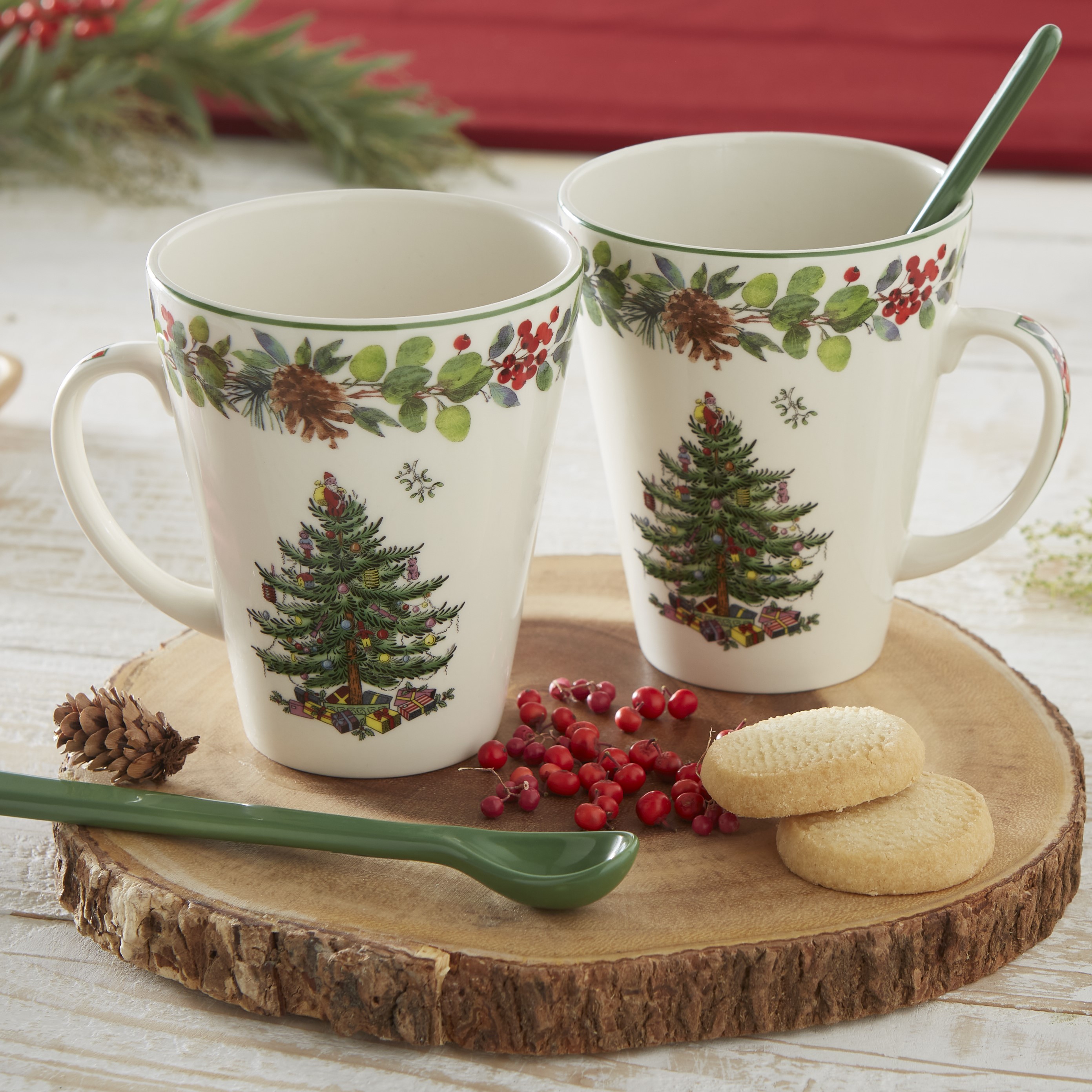 Christmas Tree 2022 Annual 4 Piece Mug and Spoon Set image number null